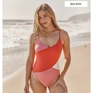 The Marina by Summersalt in Grapefruit & Coral & White Sand. Sz. 10. NWT